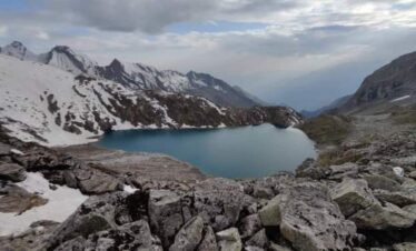 Kagbhusandi Lake Trek