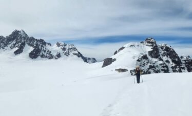 Panpatia Col Trek glacier crossing between Kedarnath and Badrinath at 5260m Uttarakhand Himalaya