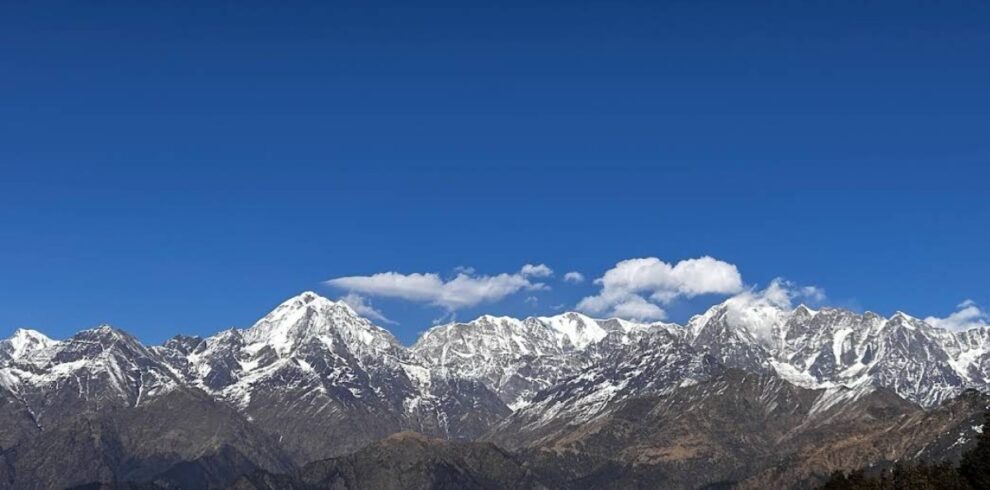 360 degree view of Trishul and Nanda Ghunti peaks from Bagji Bugyal top