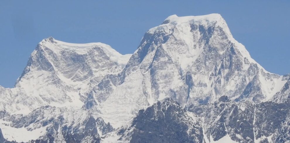Bankatiya Peak in Munsiyari Kumaon Himalayas Uttarakhand snow covered summit view