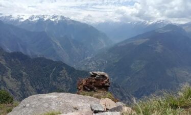 Chenap Valley trek alpine meadows with Himalayan peaks in Uttarakhand