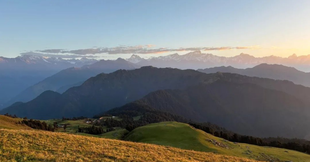 Panwali Kantha Trek meadows with 360 degree Himalayan views in Garhwal Uttarakhand